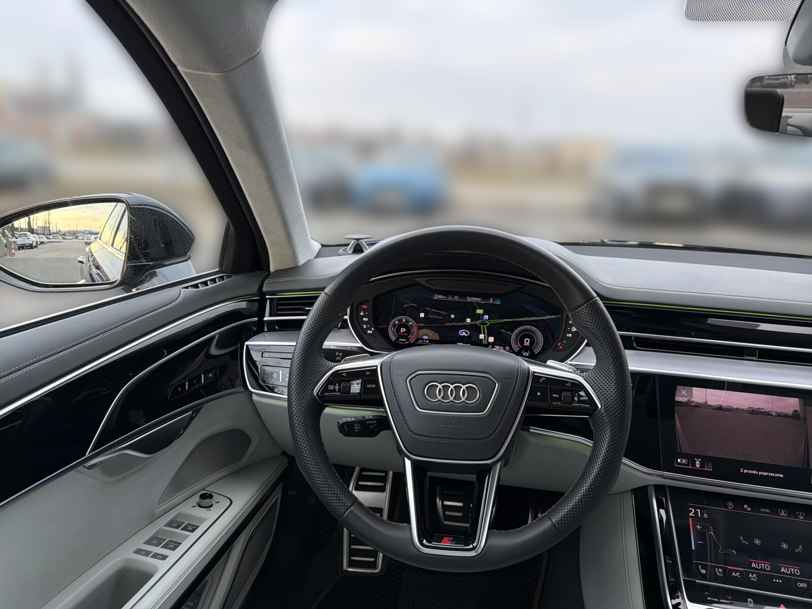Audi A8 - zdjęcie 18
