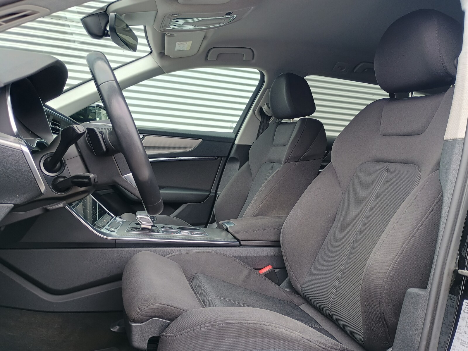 Audi A6 Avant - zdjęcie 20