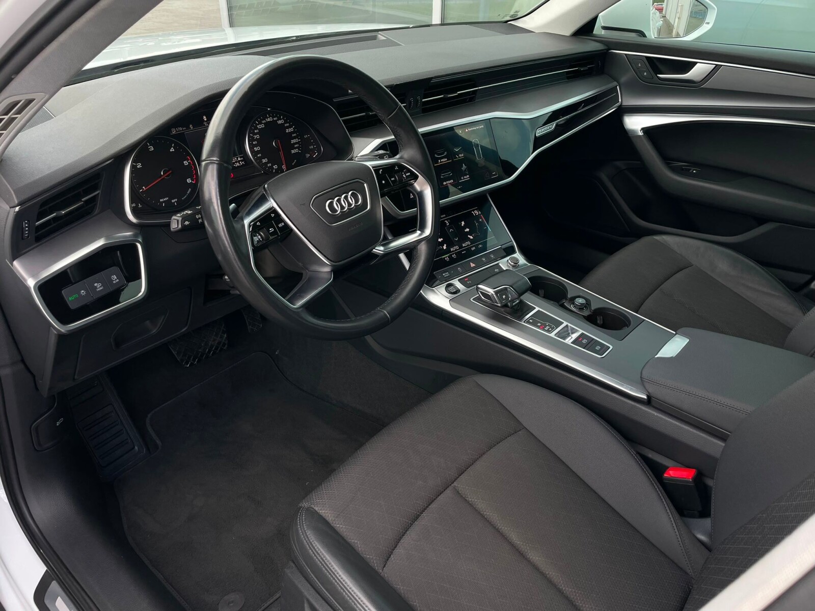 Audi A6 allroad quattro - zdjęcie 18