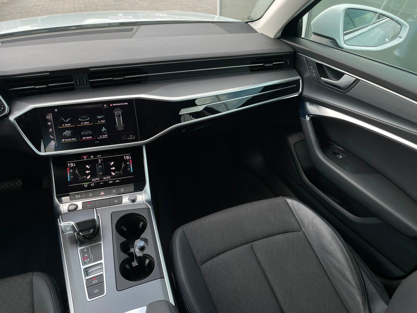 Audi A6 allroad quattro - zdjęcie 15