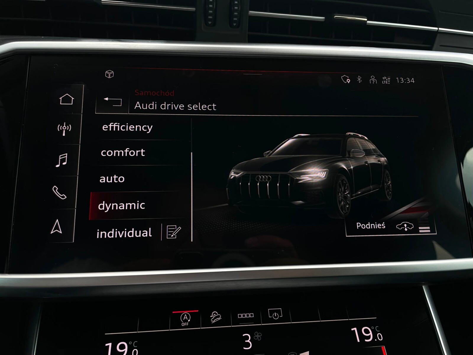 Audi A6 allroad quattro - zdjęcie 26