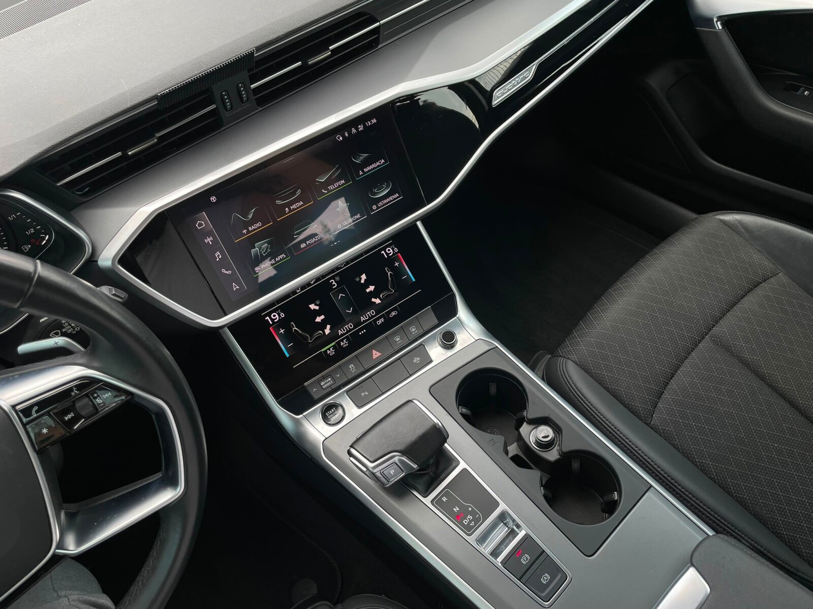 Audi A6 allroad quattro - zdjęcie 30