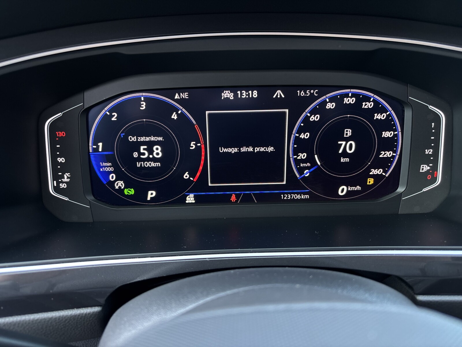 Volkswagen Tiguan Allspace - zdjęcie 12