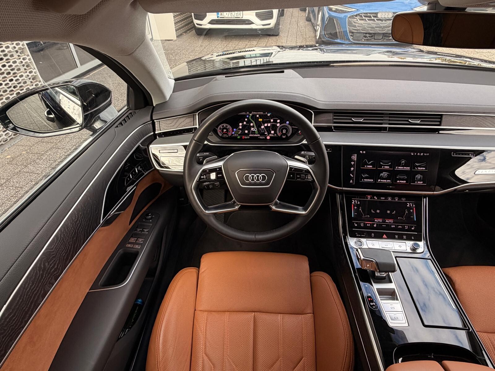 Audi A8 - zdjęcie 28