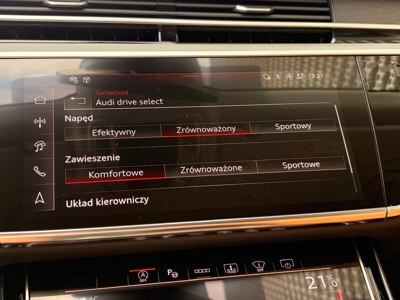 Audi A8 - zdjęcie 35