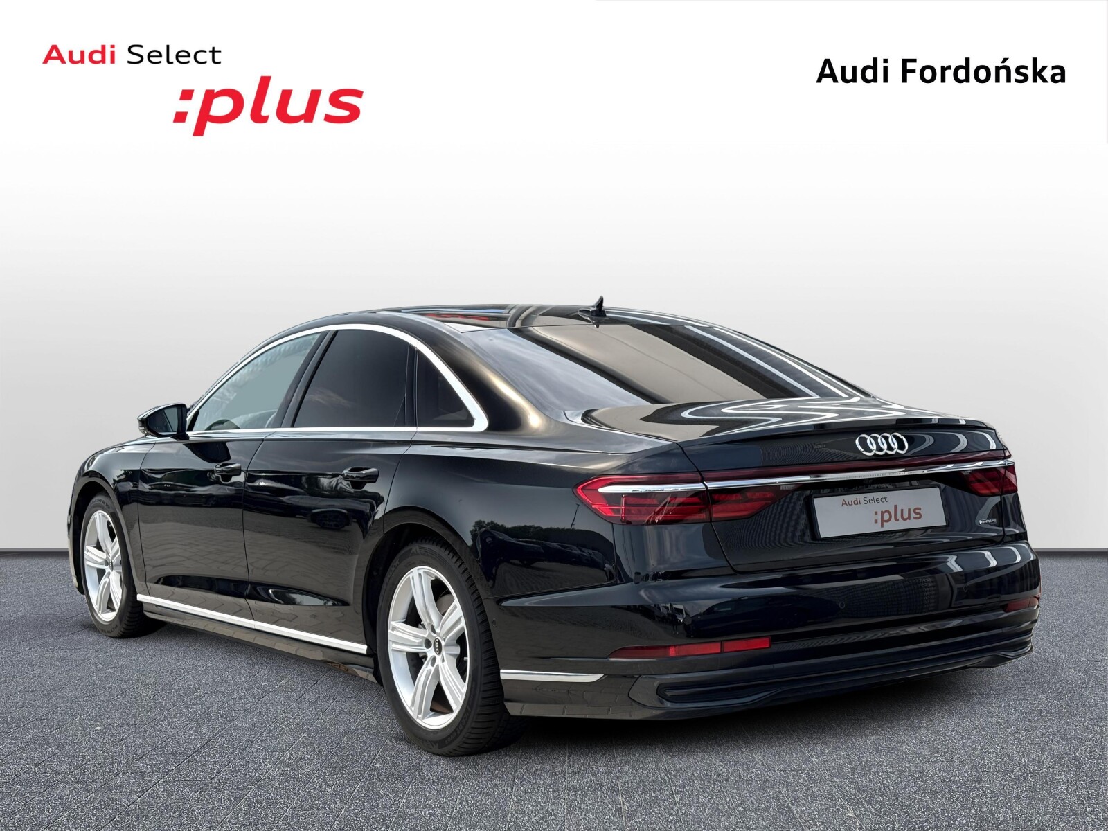 Audi A8 - zdjęcie 4
