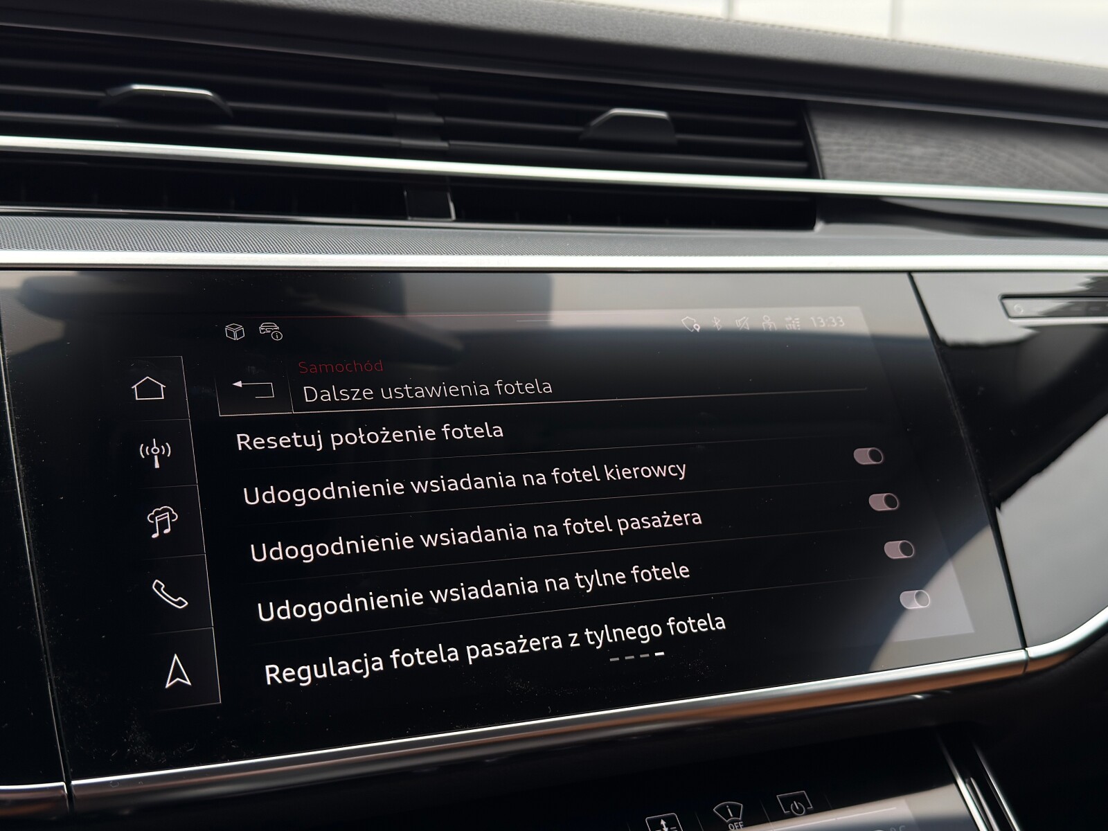 Audi A8 - zdjęcie 39