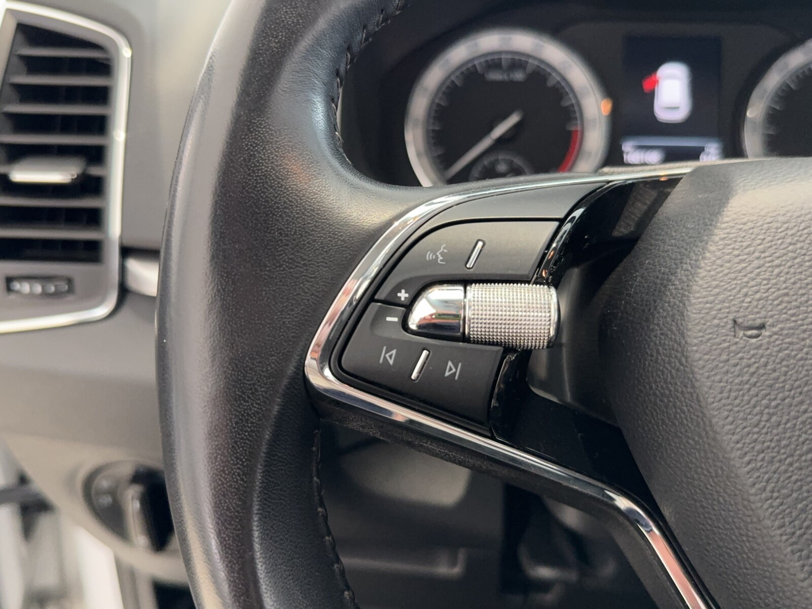 Škoda Karoq - zdjęcie 22