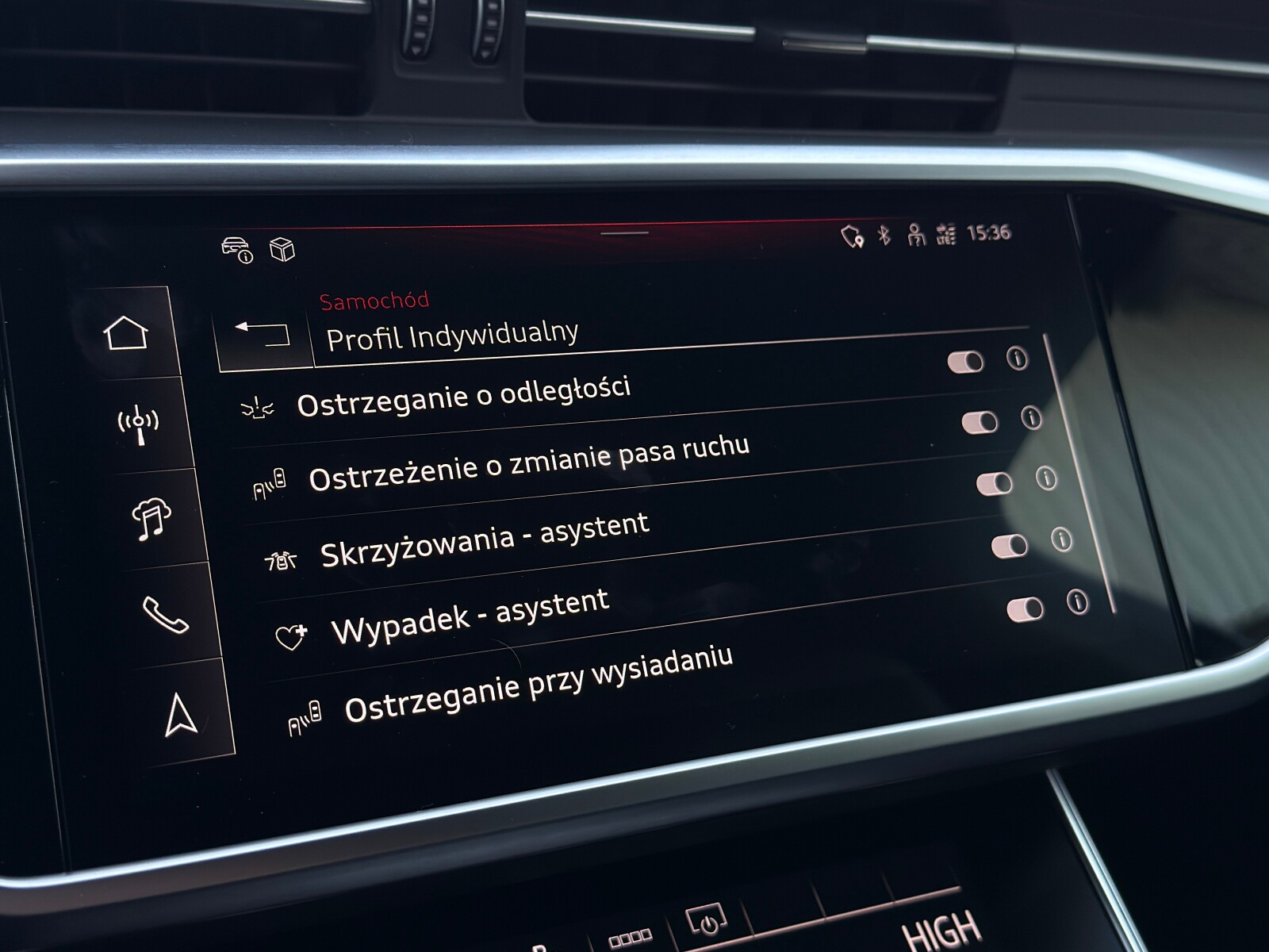 Audi A6 Avant - zdjęcie 38
