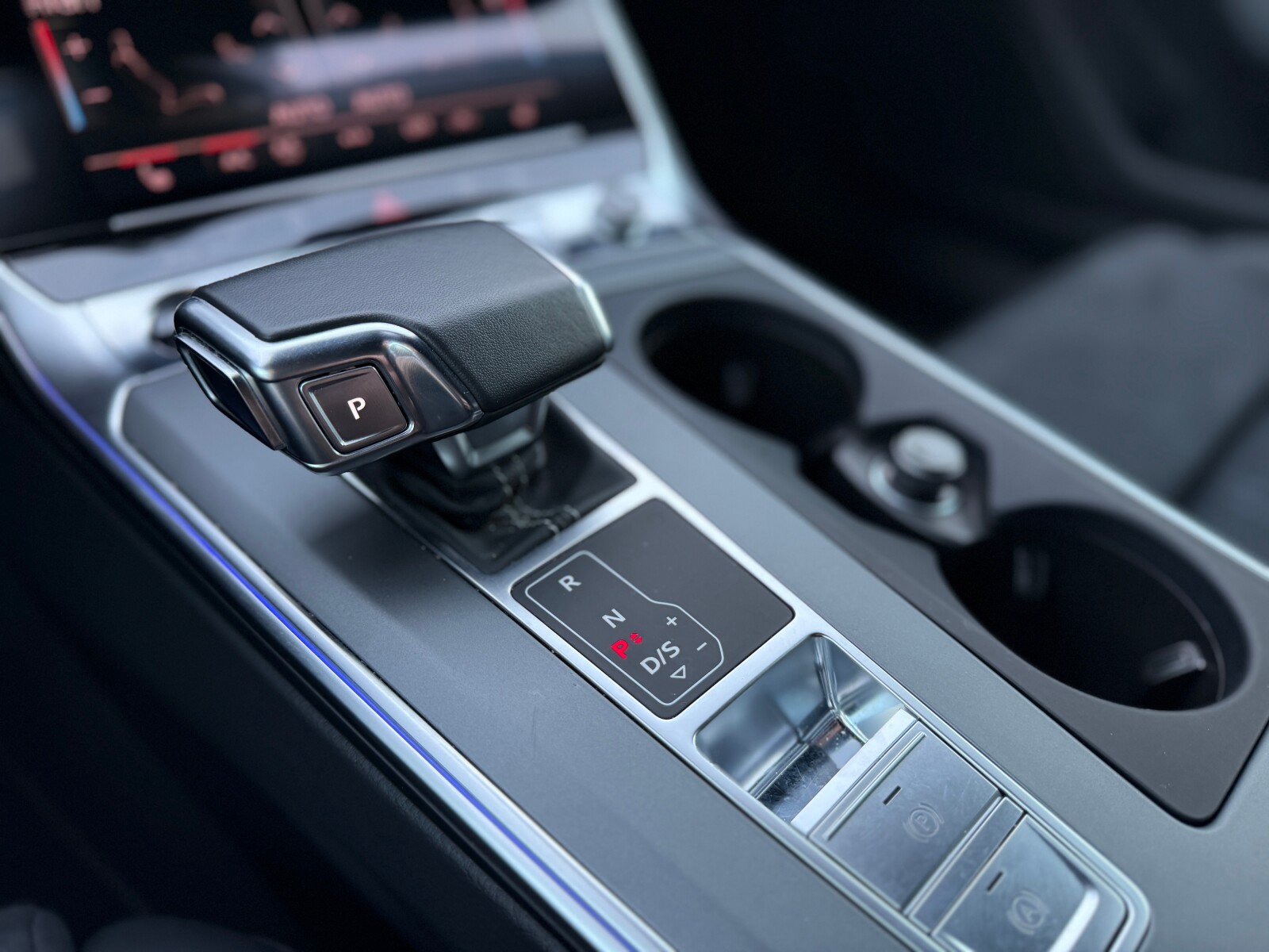 Audi A6 Avant - zdjęcie 26