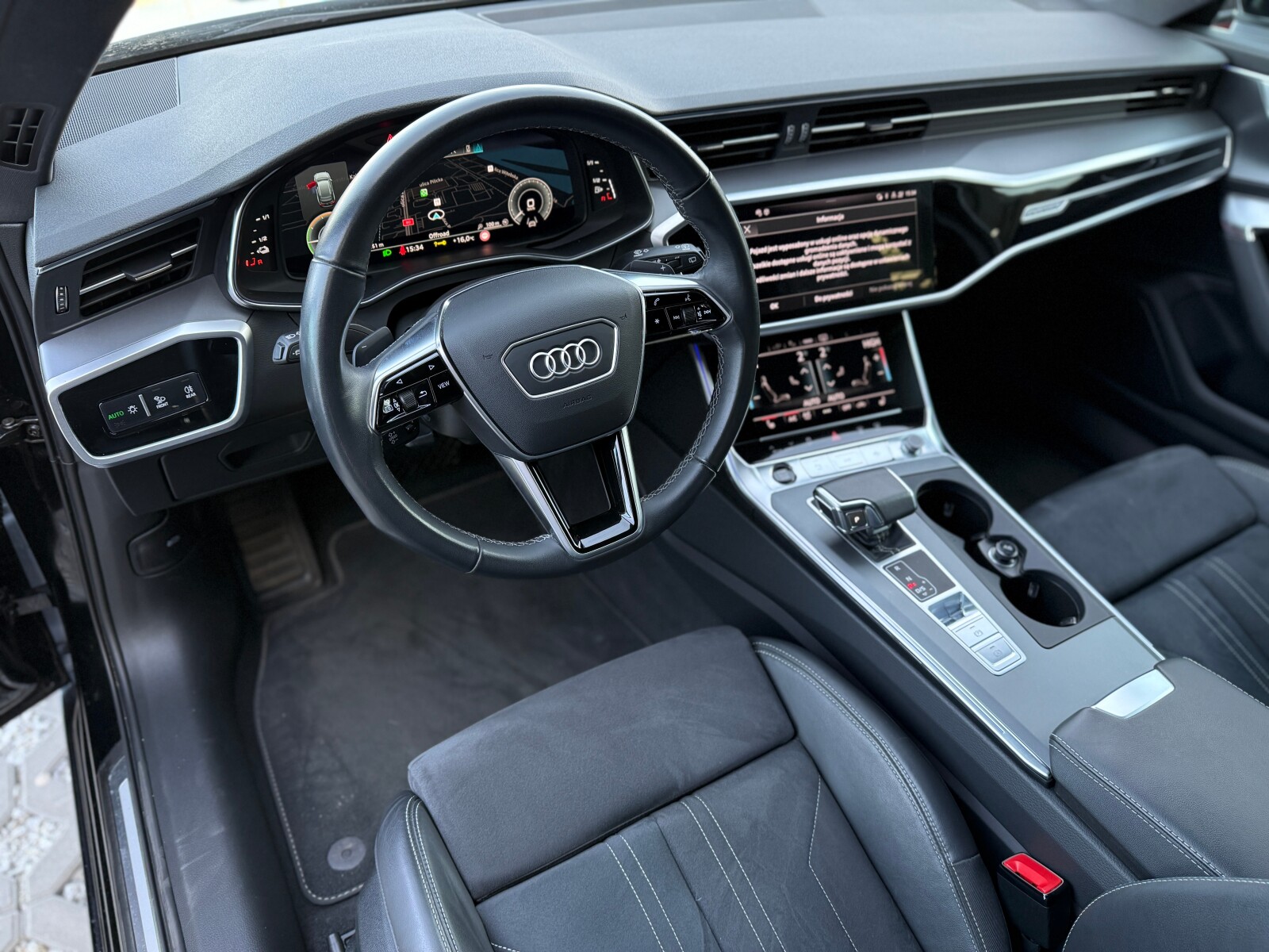Audi A6 Avant - zdjęcie 22