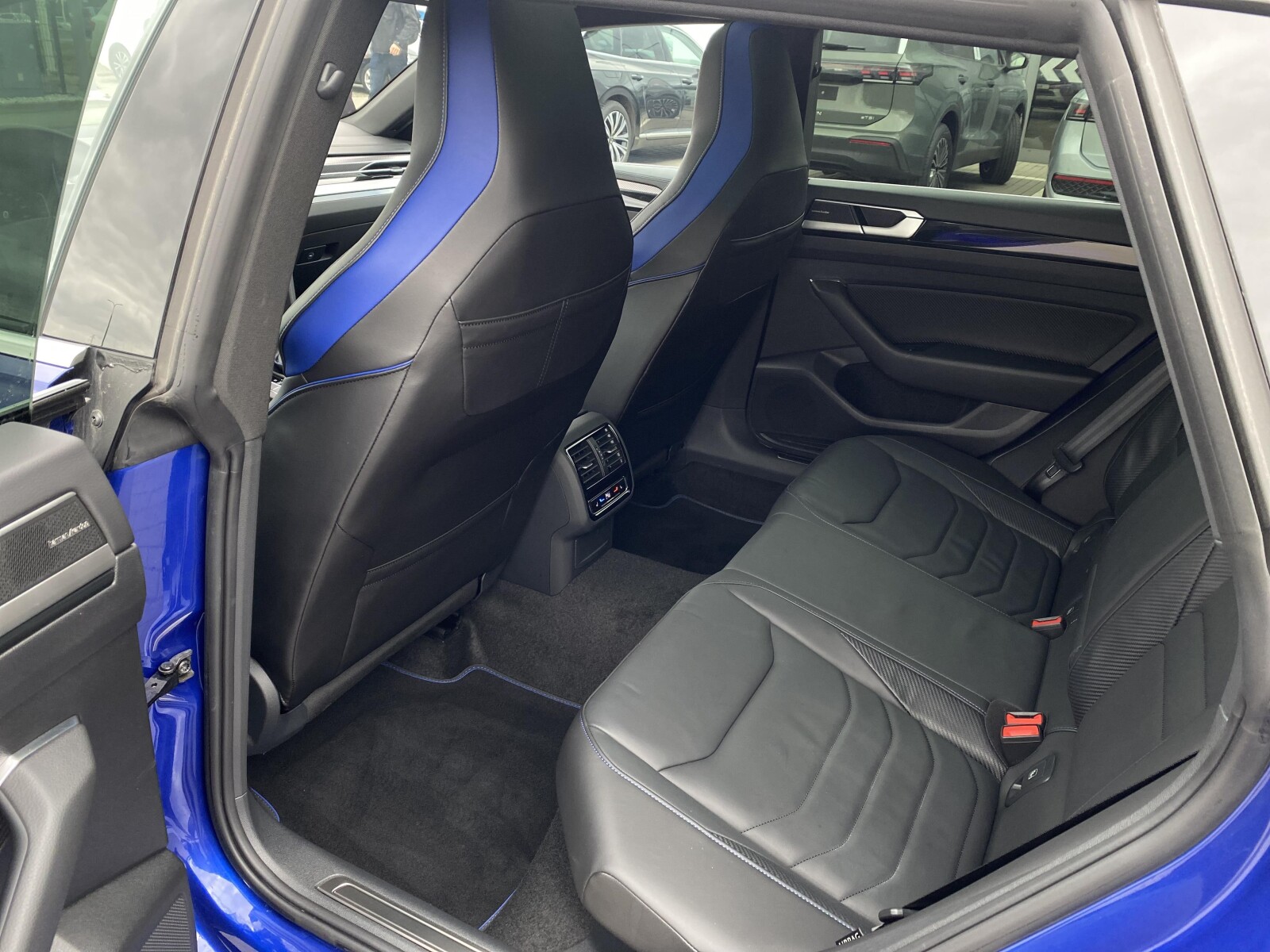 Volkswagen Arteon Shooting Brake - zdjęcie 33