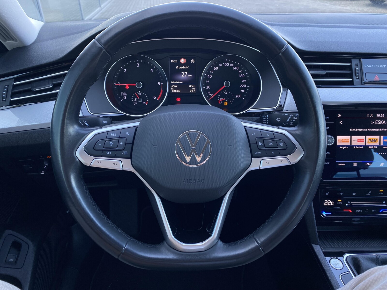 Volkswagen Passat Variant - zdjęcie 16