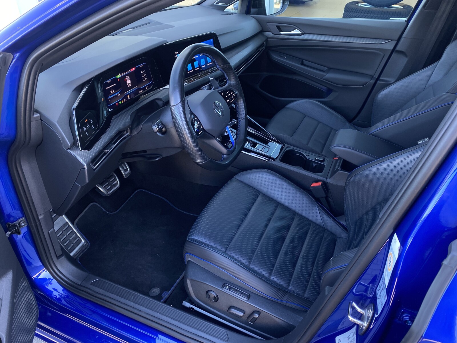 Volkswagen Golf Variant - zdjęcie 10