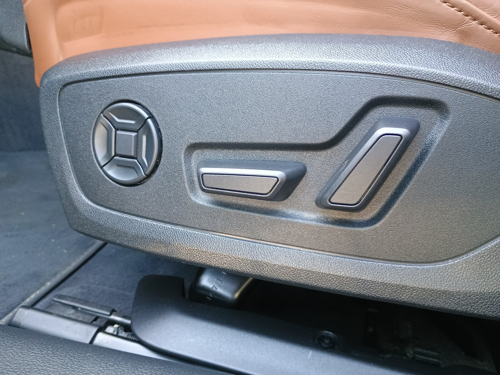 Audi A6 Avant - zdjęcie 20
