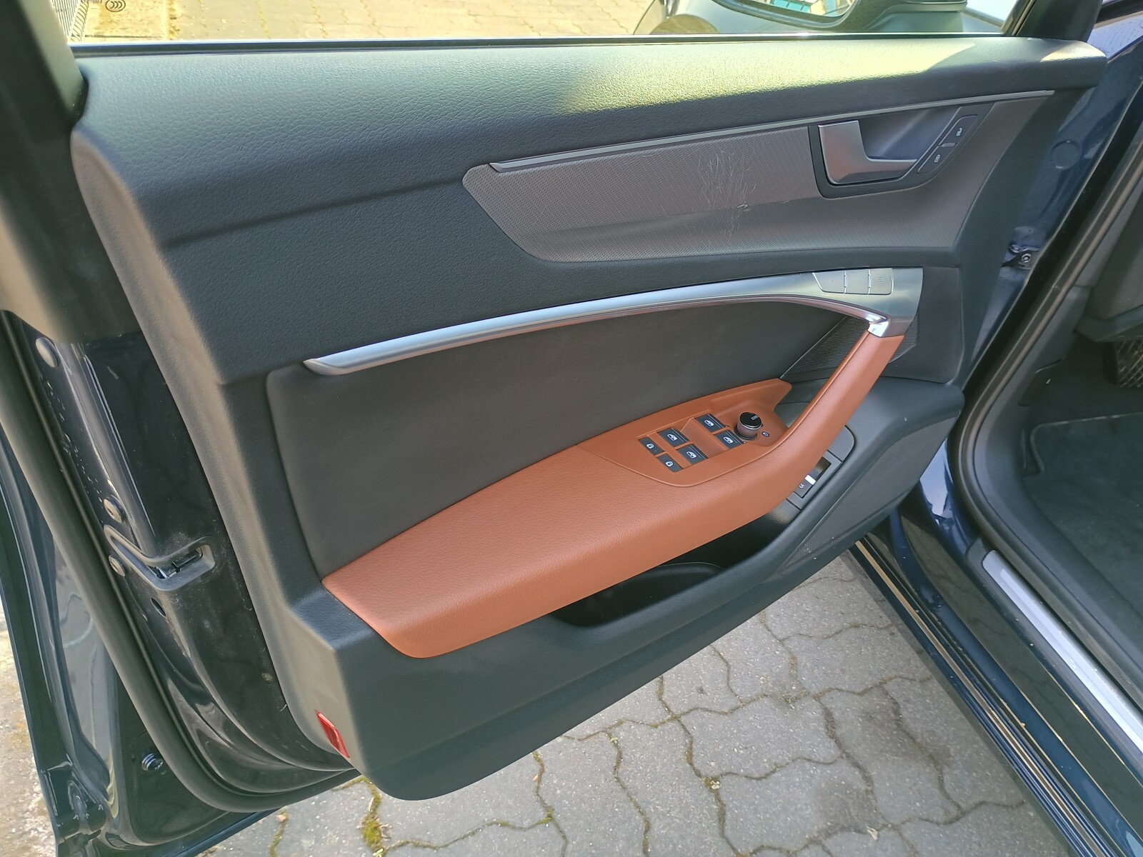 Audi A6 Avant - zdjęcie 18