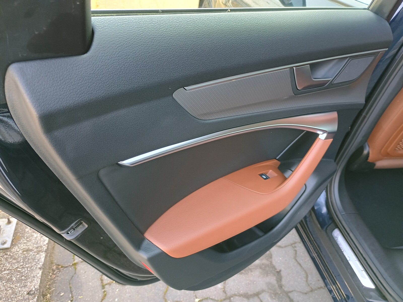 Audi A6 Avant - zdjęcie 10