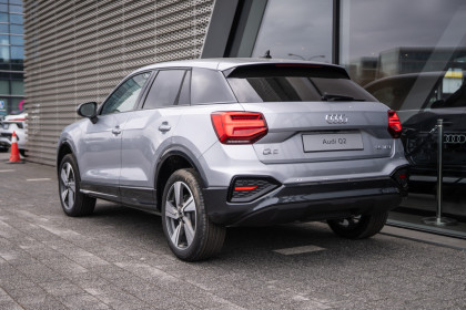 Od Ręki / Matrix LED / Akt. Tempomat / Martwe Pole / Sound System