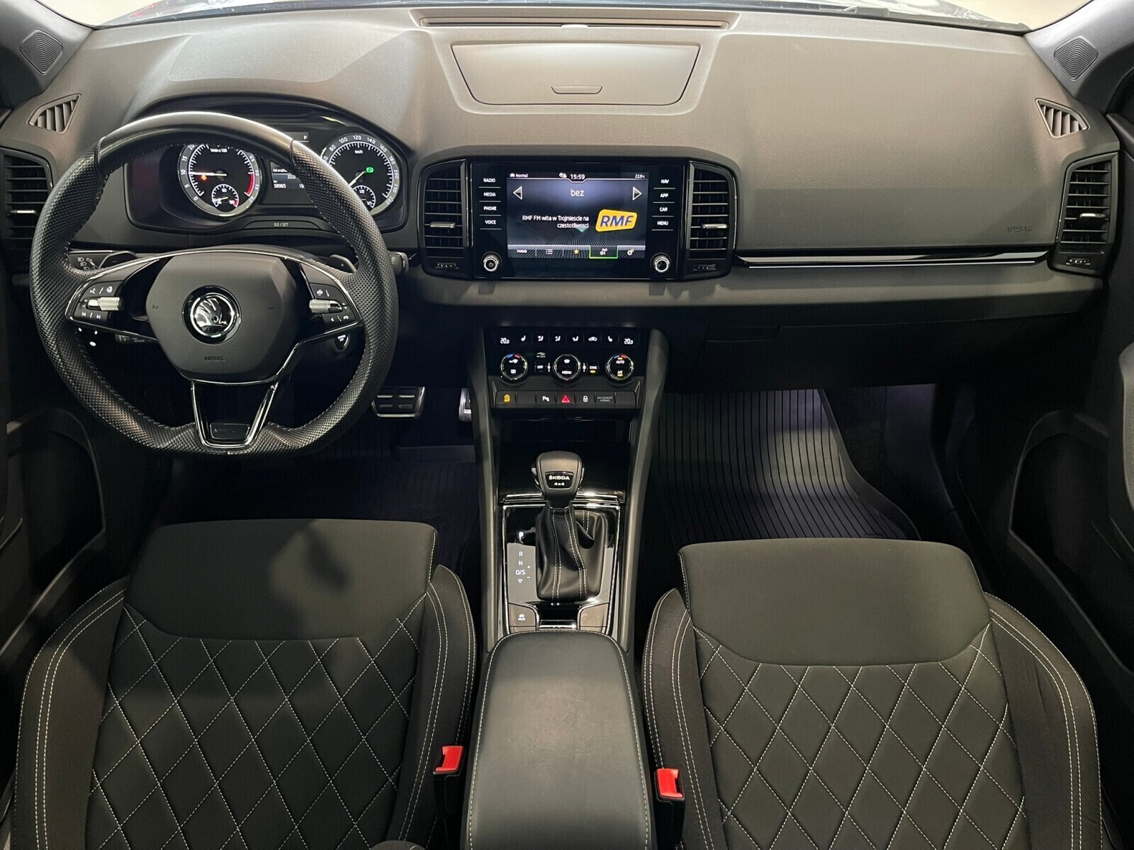 Škoda Karoq - zdjęcie 12