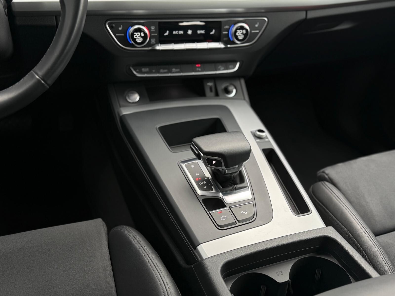Audi Q5 - zdjęcie 24