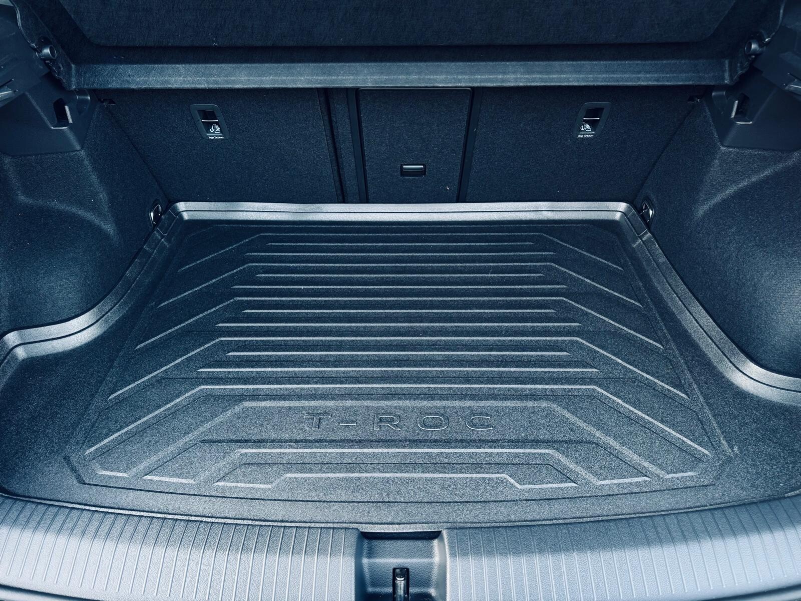 Volkswagen T-Roc - zdjęcie 9