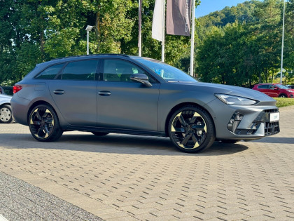 Pakiet Tribe Edition, IMMERSIVE, Intelligent Drive, HAK Rabat 33000 Zł