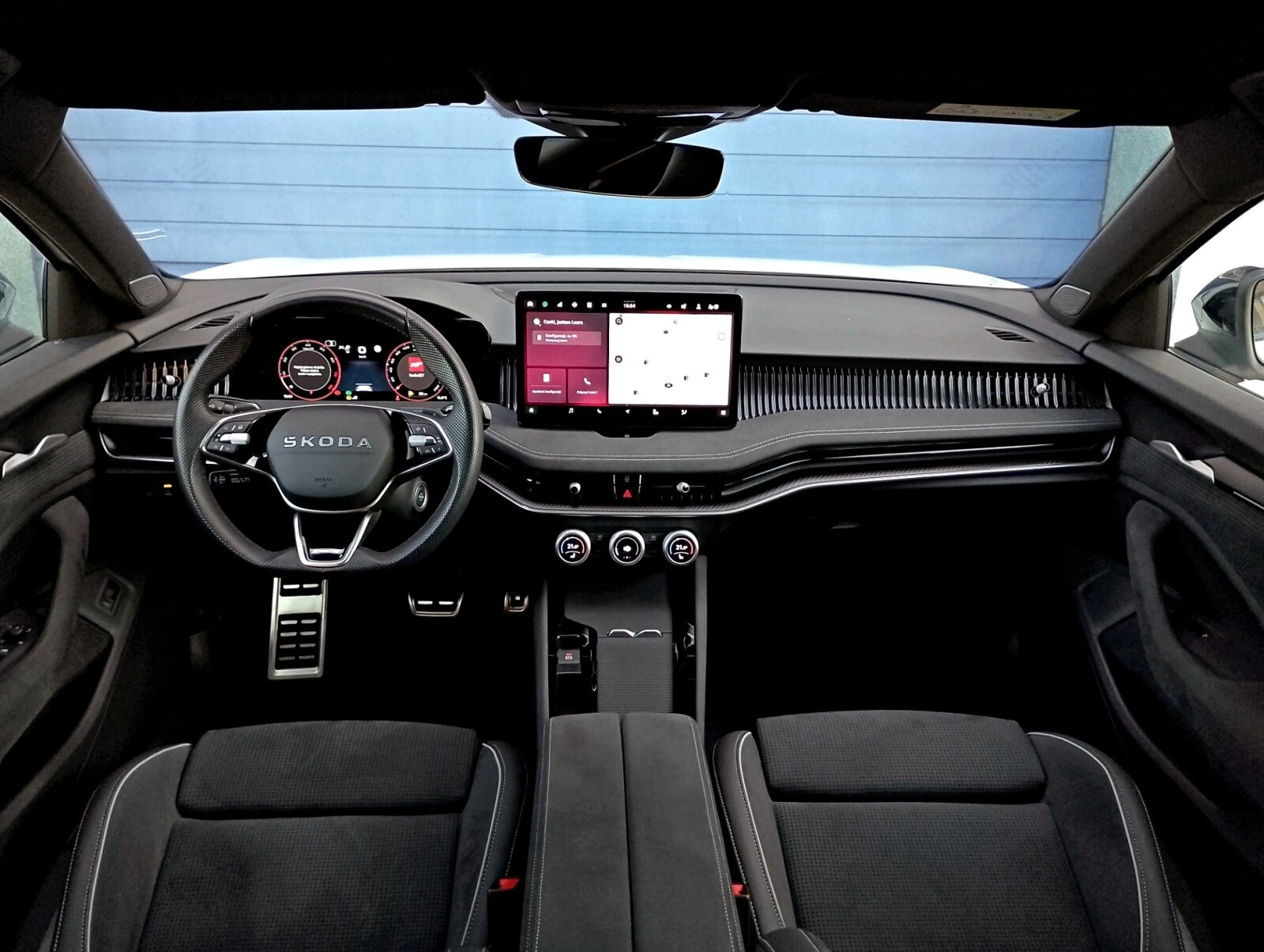 Škoda Superb - zdjęcie 15