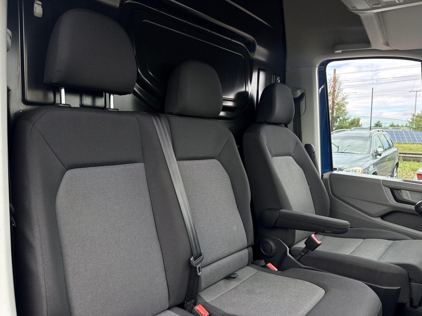 Volkswagen Crafter - zdjęcie 13