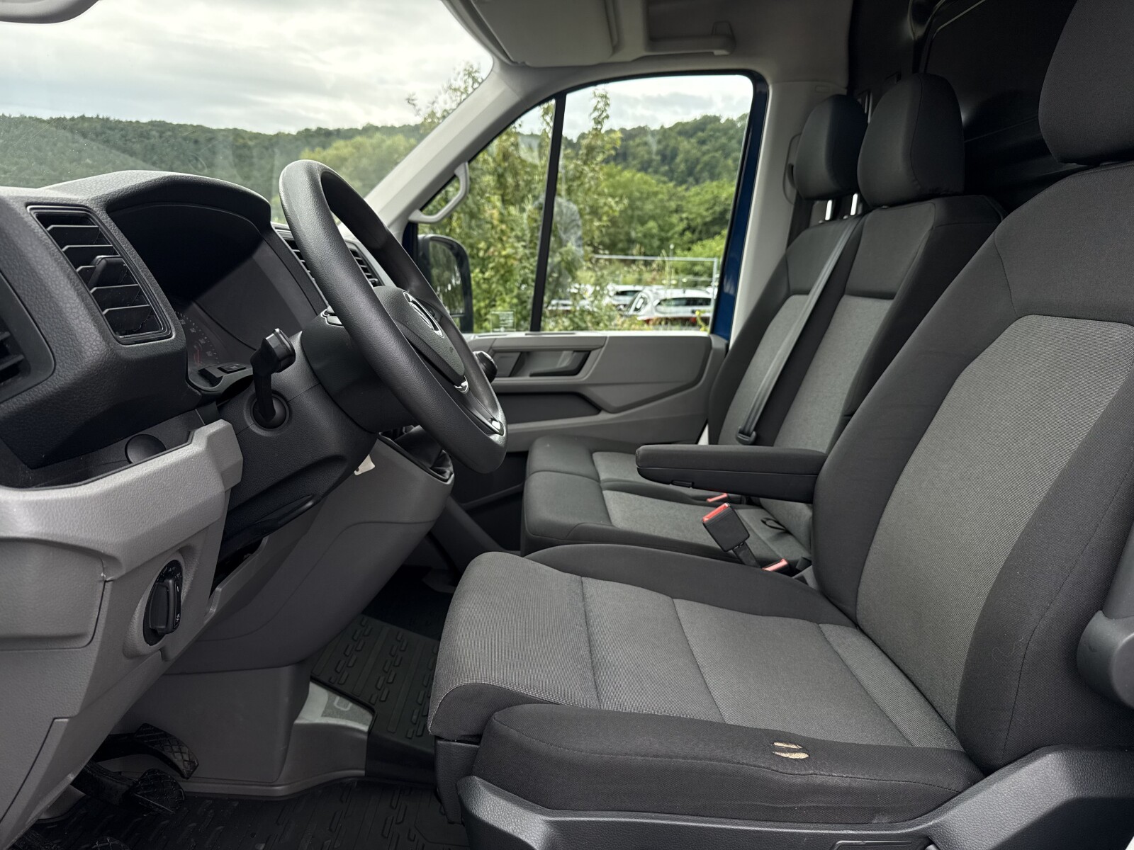 Volkswagen Crafter - zdjęcie 9