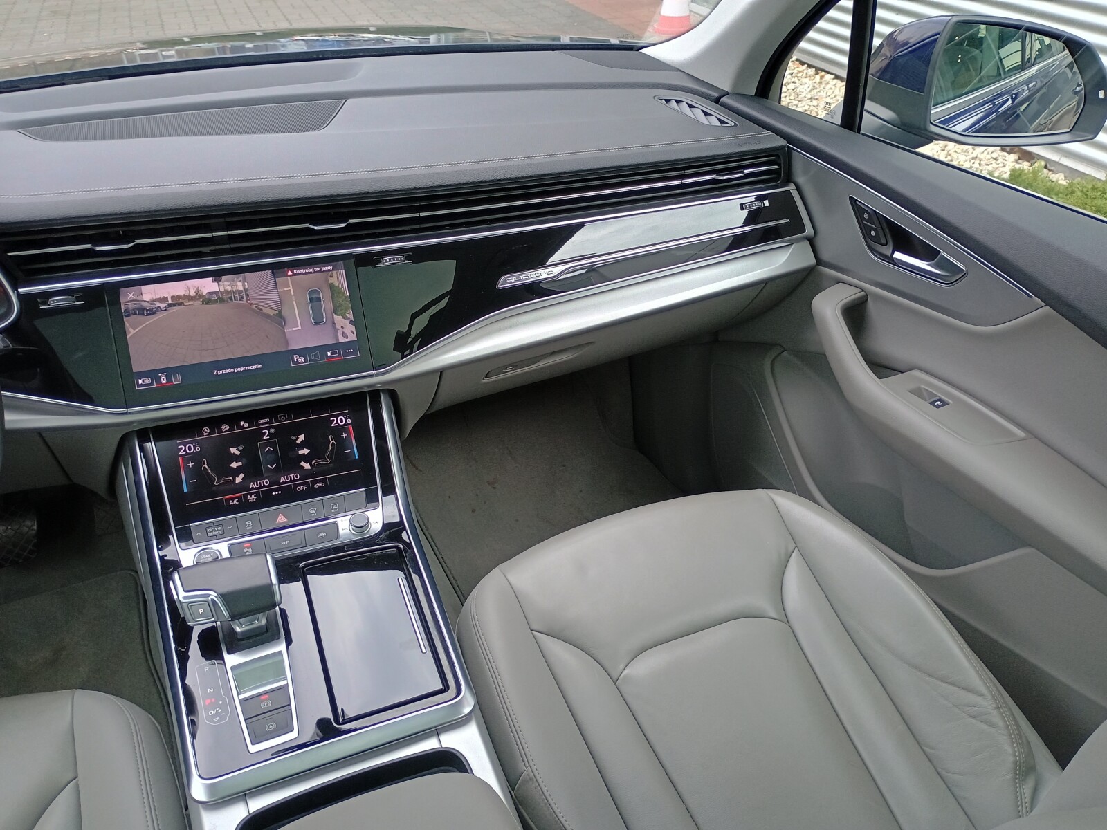 Audi Q7 - zdjęcie 17