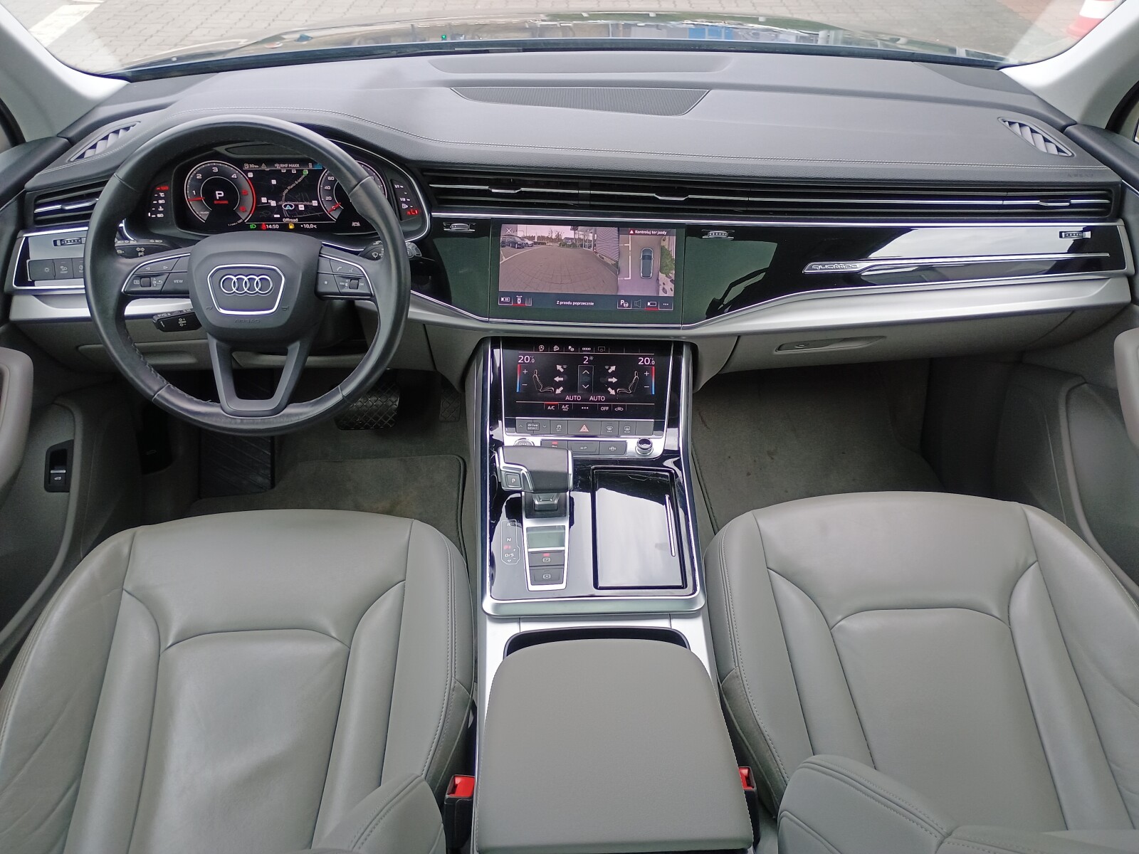 Audi Q7 - zdjęcie 16