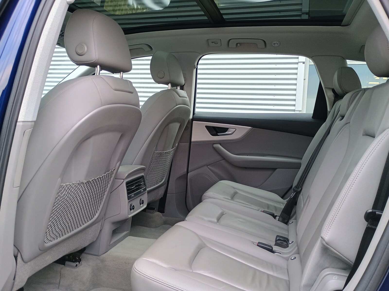 Audi Q7 - zdjęcie 13