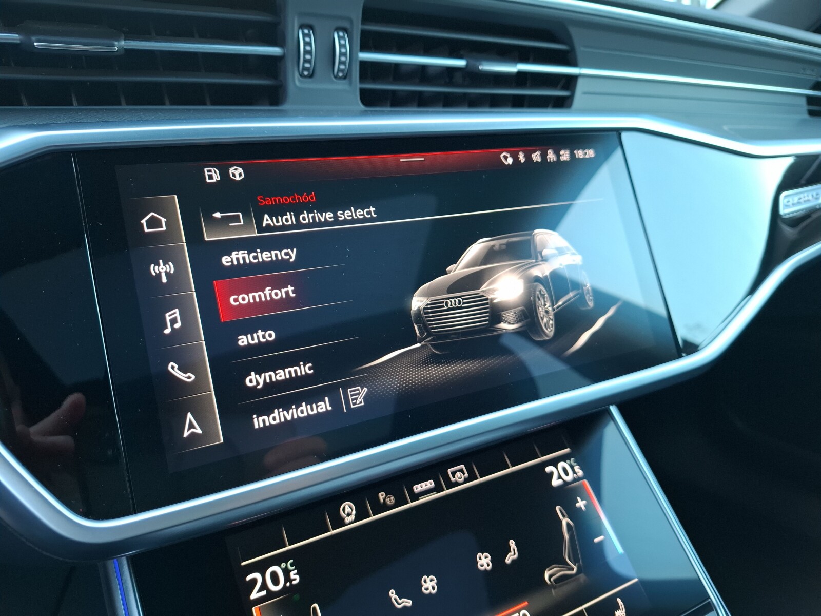 Audi A6 Avant - zdjęcie 31