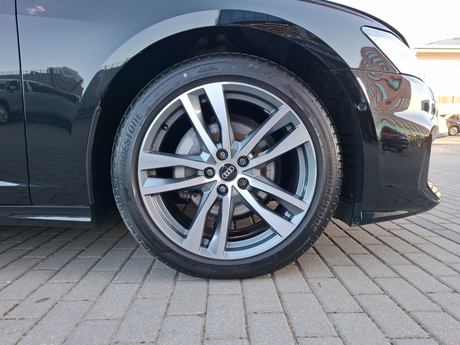 Audi A6 Avant - zdjęcie 10