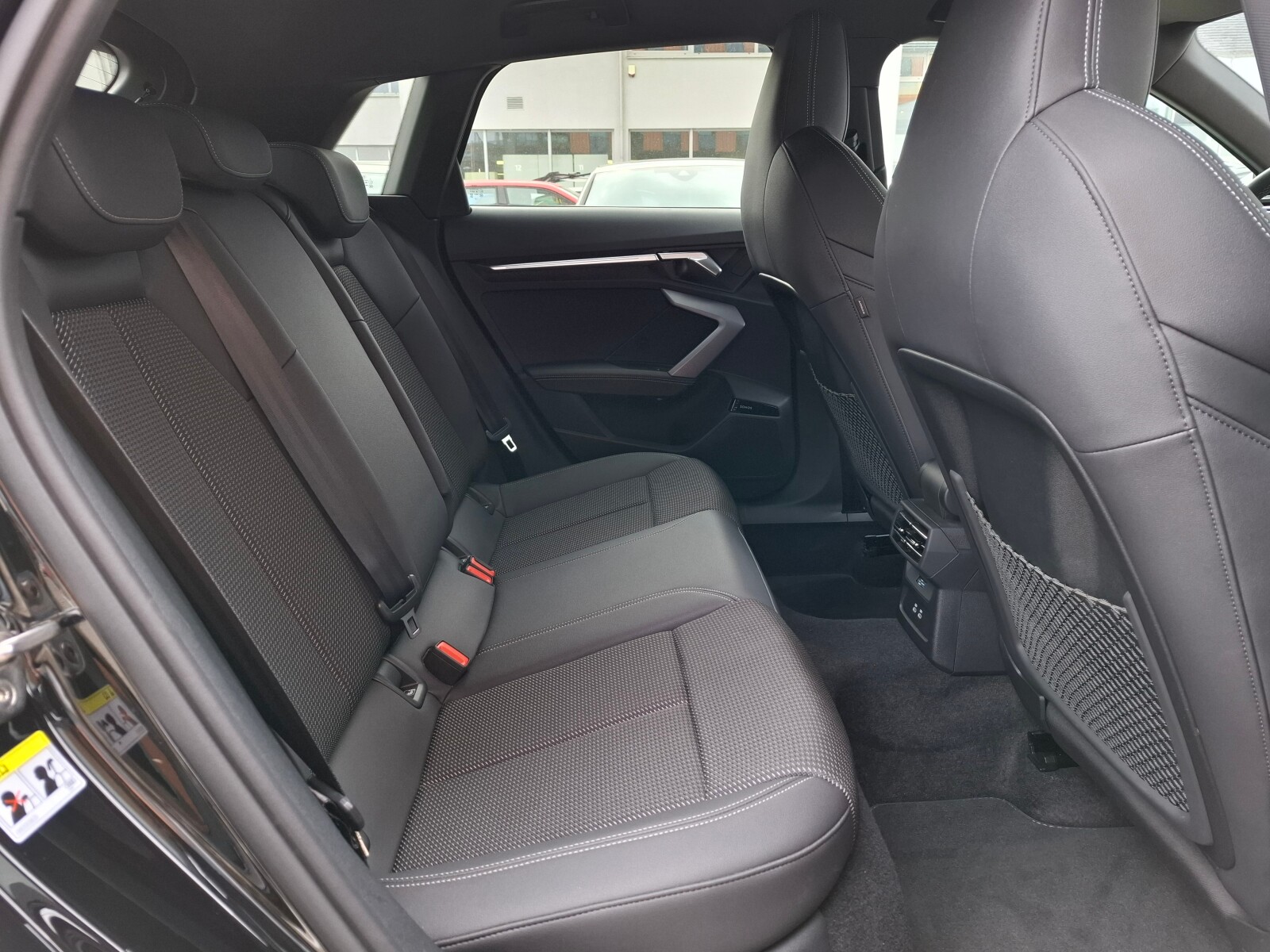 Audi S3 Sportback - zdjęcie 6