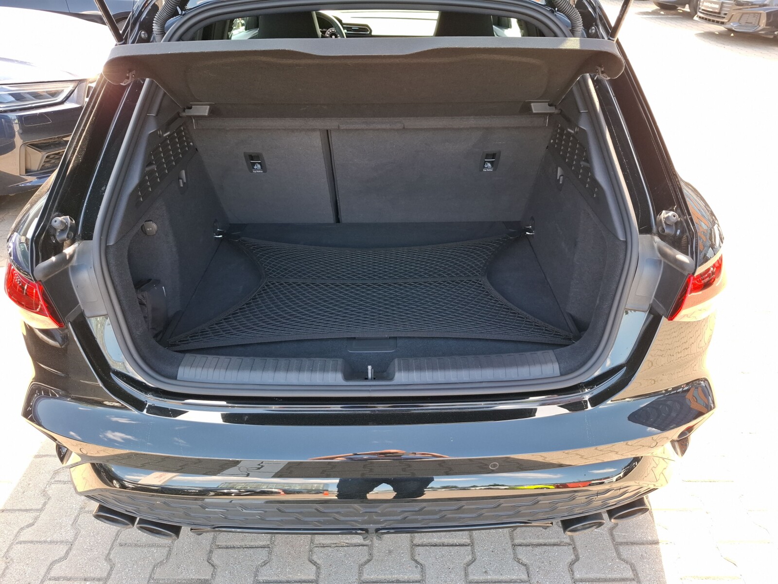 Audi S3 Sportback - zdjęcie 9
