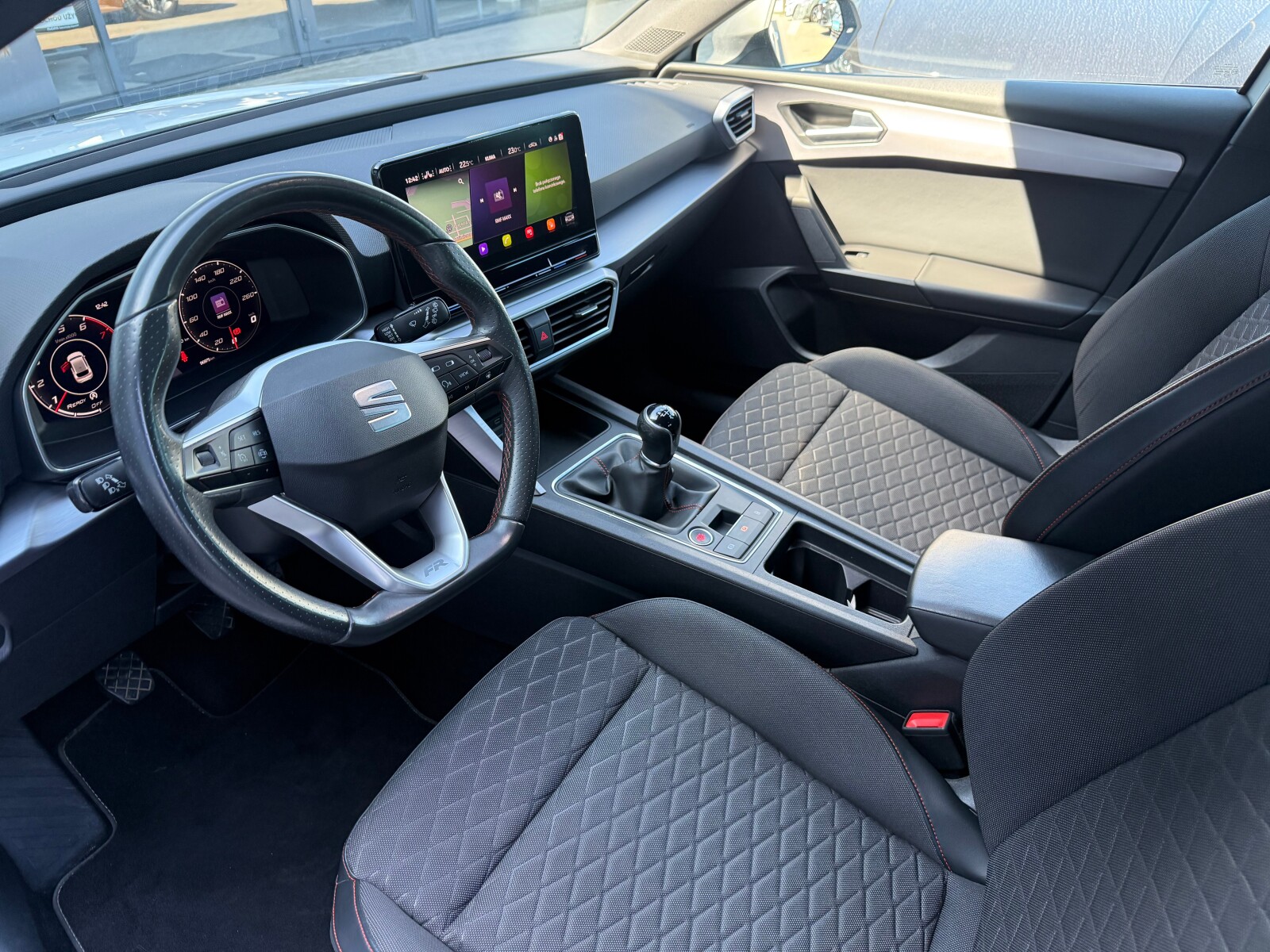 Seat Leon - zdjęcie 9