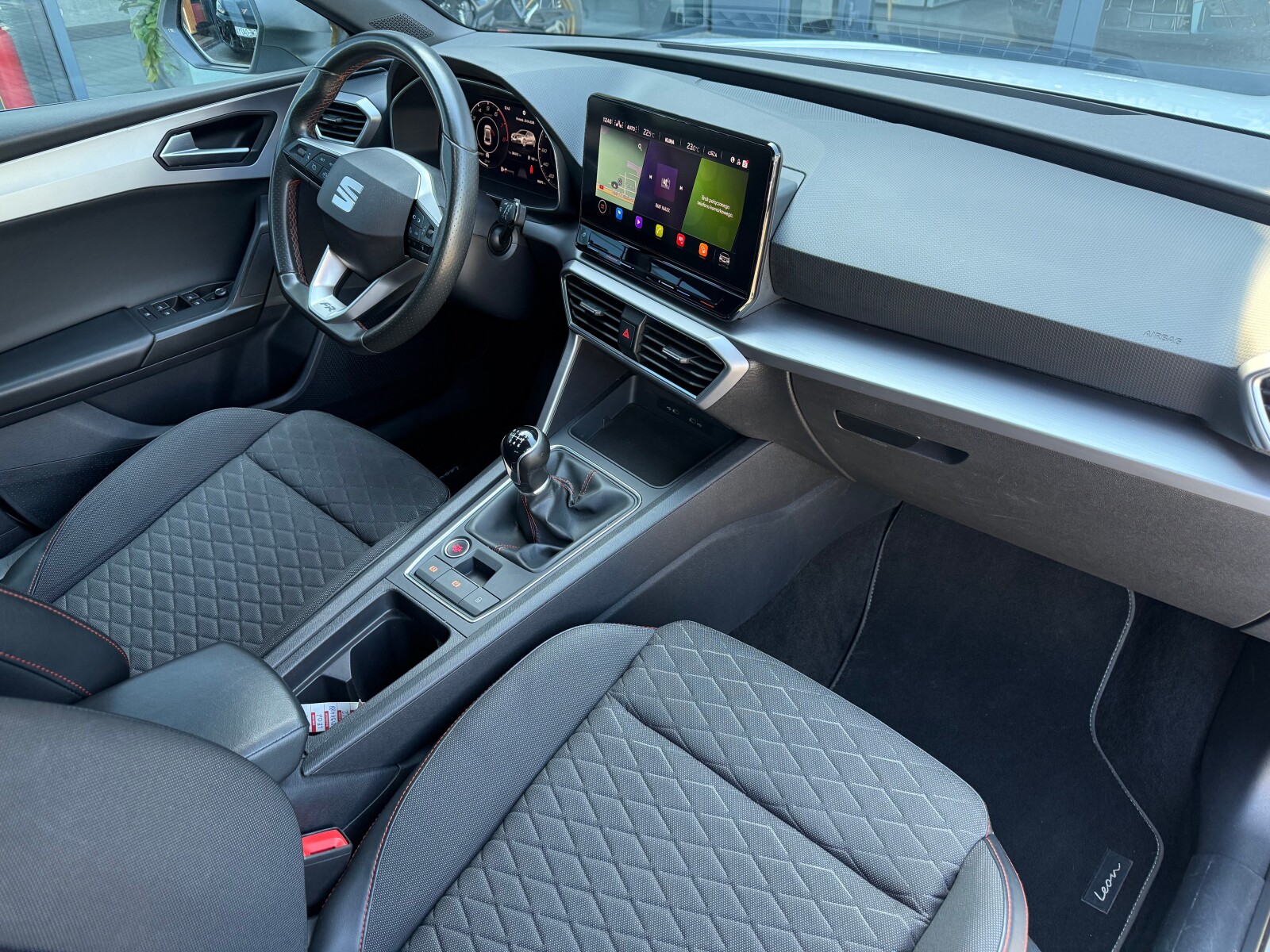 Seat Leon - zdjęcie 14