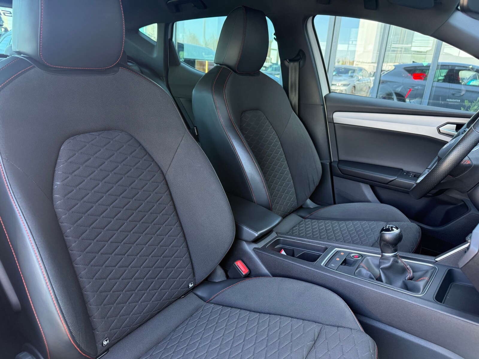 Seat Leon - zdjęcie 15