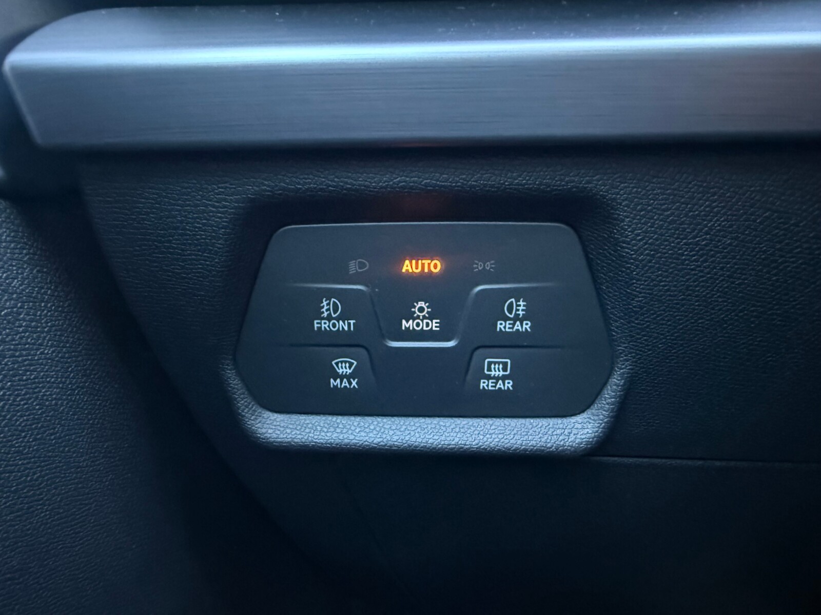 Seat Leon - zdjęcie 18