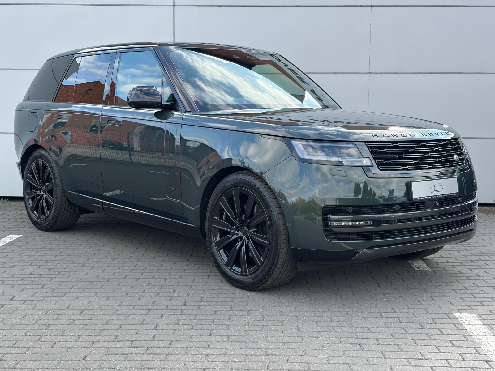 Range Rover L460 MY26 3.0D I6 300 PS AWD Auto SE Range Rover L460 MY26 3.0D I6 300 PS AWD Auto SE