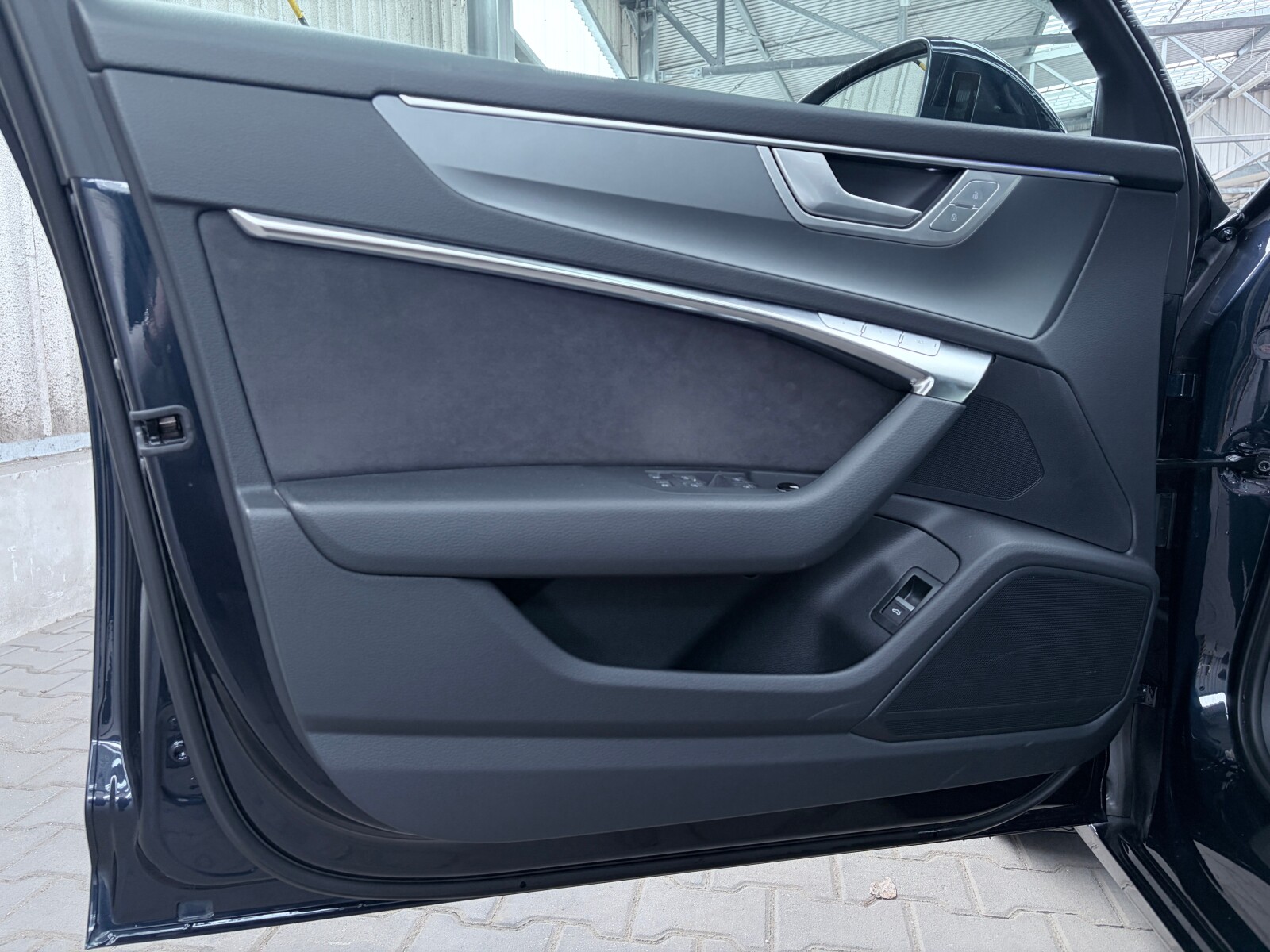 Audi A6 Limousine - zdjęcie 9