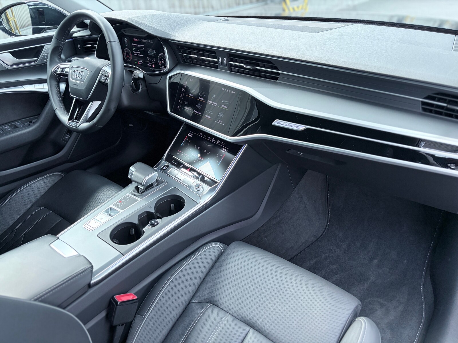 Audi A6 Limousine - zdjęcie 22