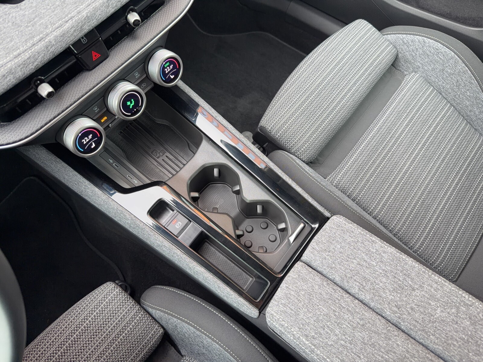 Škoda Superb - zdjęcie 21