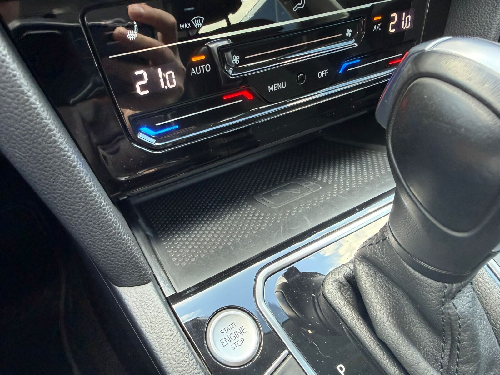 Volkswagen Passat - zdjęcie 33