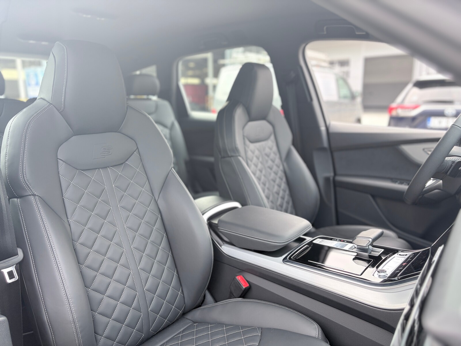Audi Q7 - zdjęcie 19