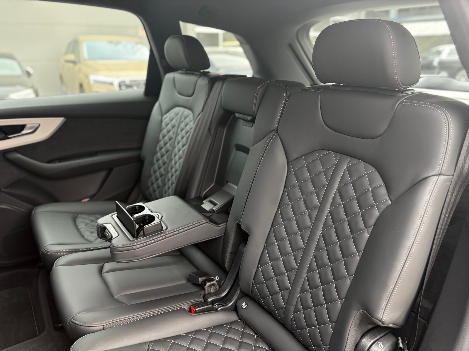 Audi Q7 - zdjęcie 24