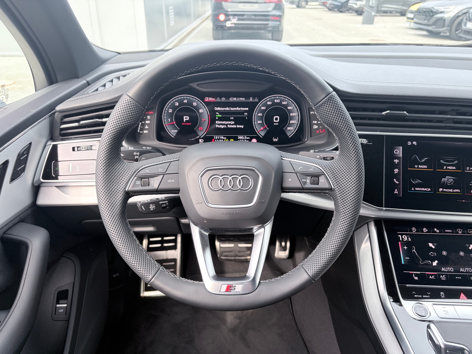 Audi Q7 - zdjęcie 14