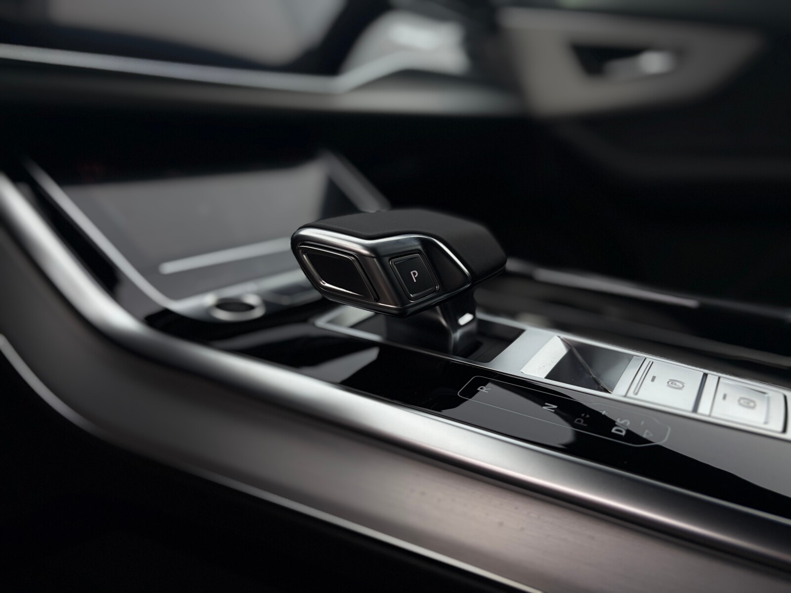 Audi Q7 - zdjęcie 13