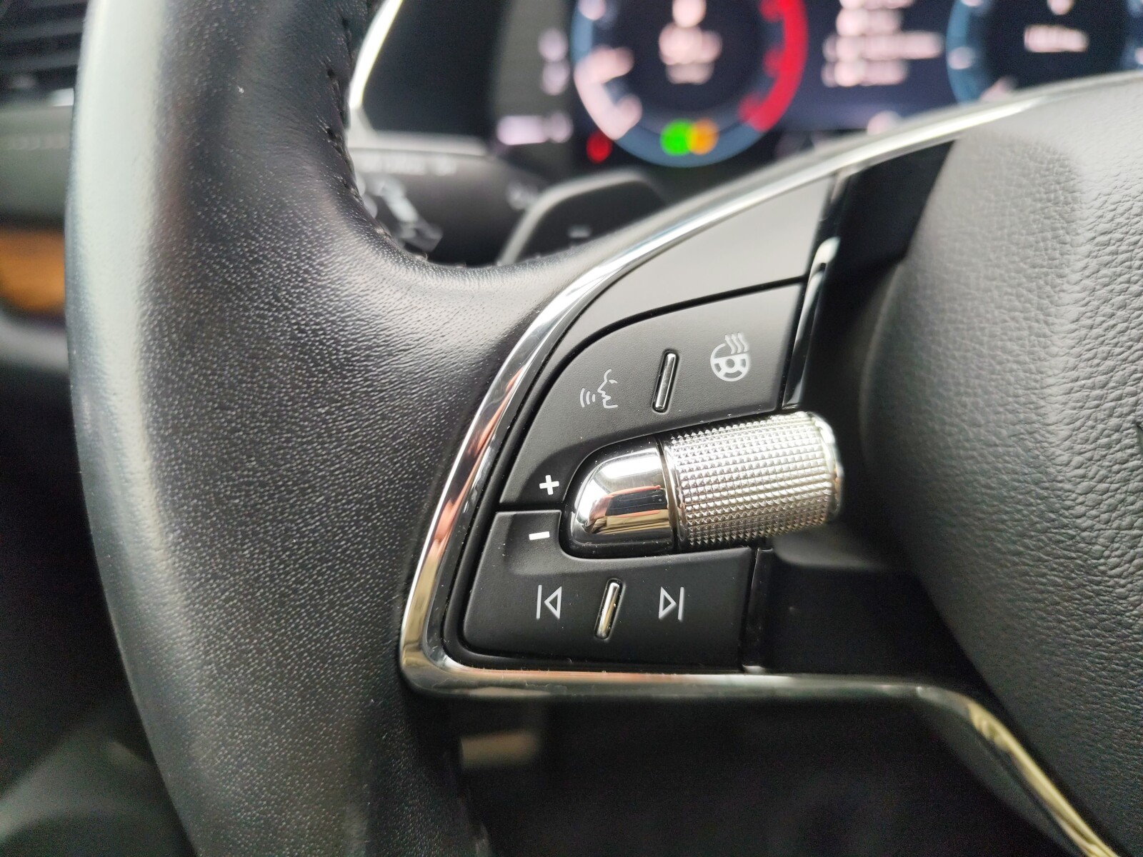 Škoda Octavia Combi - zdjęcie 27
